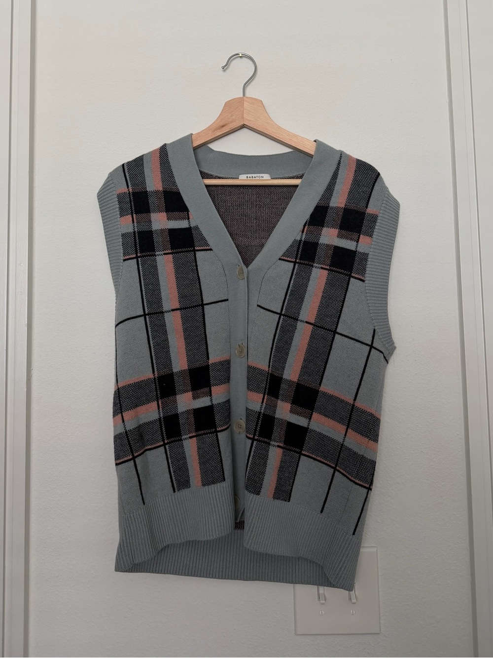 ARITZIA • babaton plaid merino wool oversized vest